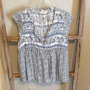 Lucky Brand Floral Blue and White Women's Top